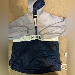 Vintage Nike windbreaker/ rain jacket  size small great condition